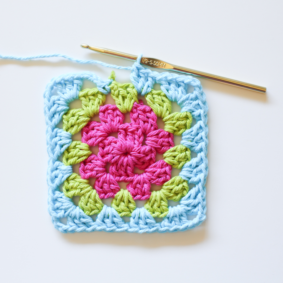 Crochet Granny Square Tutorial » Loganberry Handmade