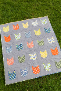 Cat Face Quilt by Pinwheel Cottage Quilts. See more quilts and quilting photos on the blog! www.pinwheelcottage.com