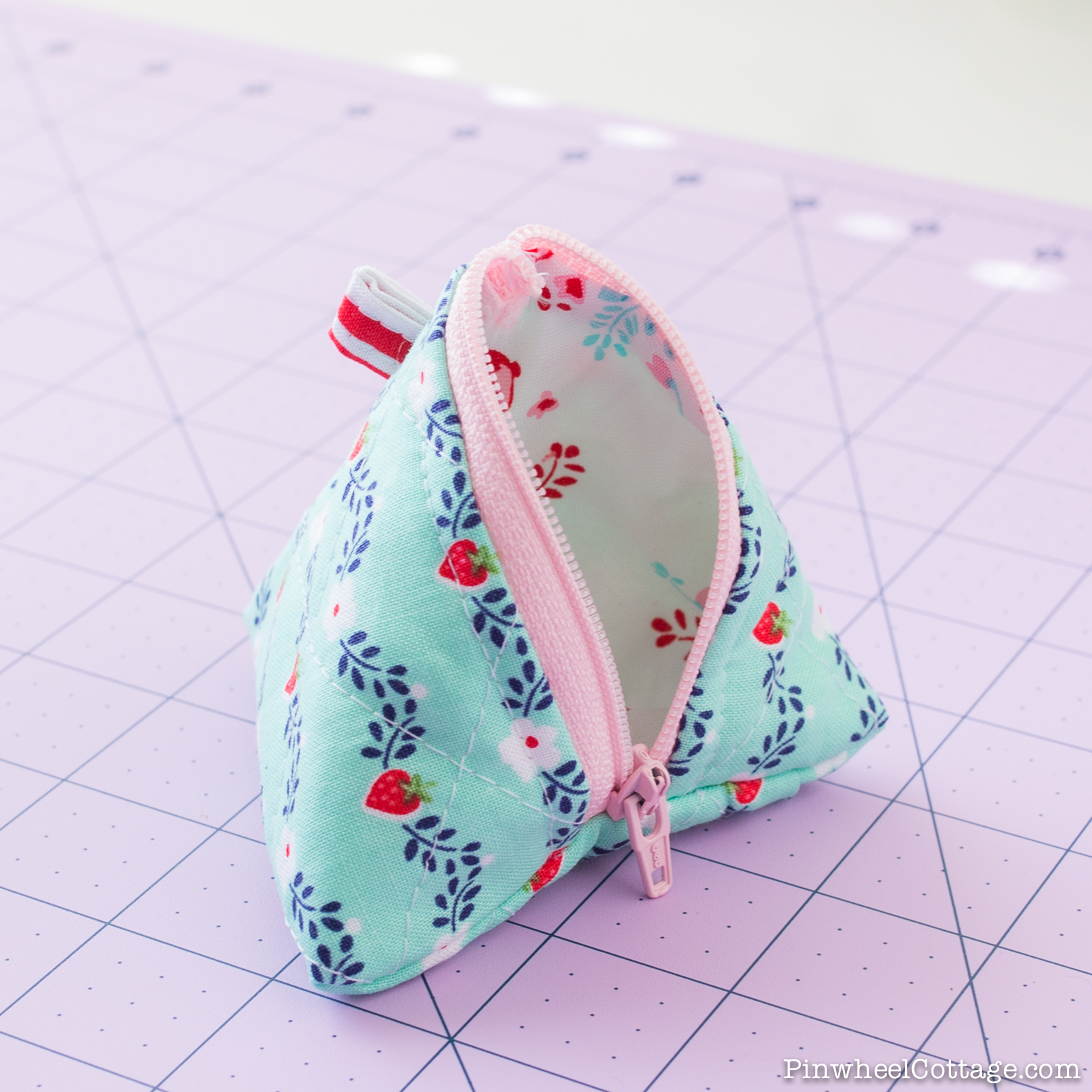quilted pencil pouch tutorial - Loganberry Handmade